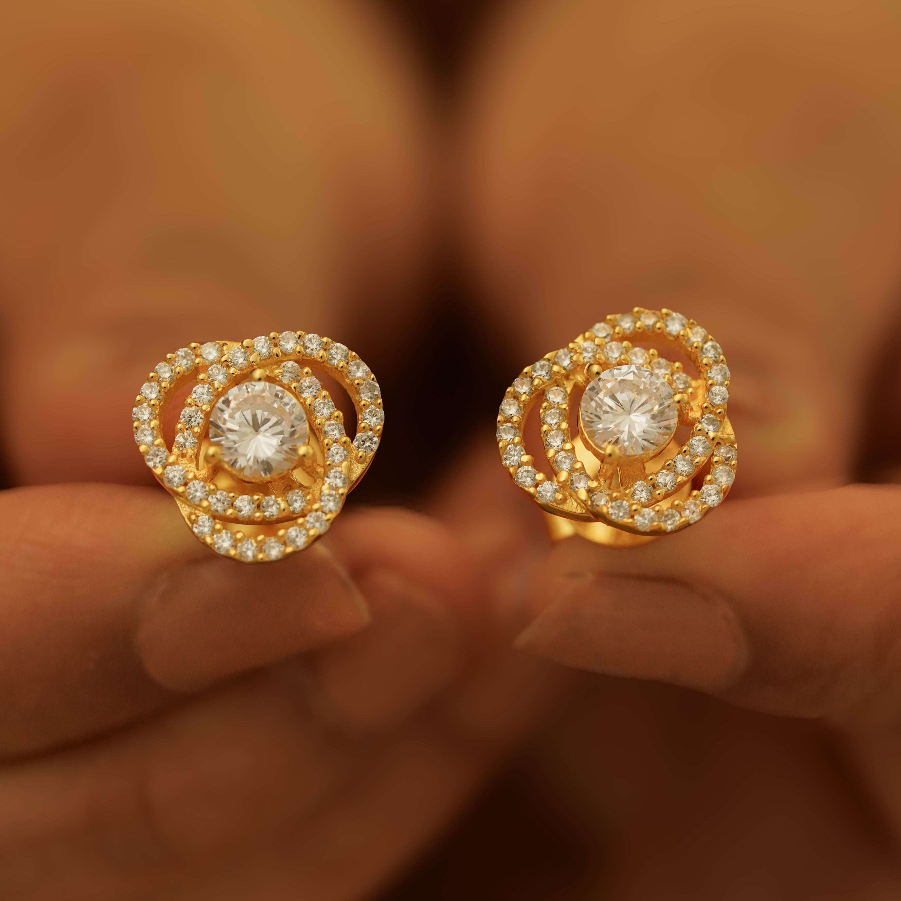 18k Fauzia Solitaire Earrings